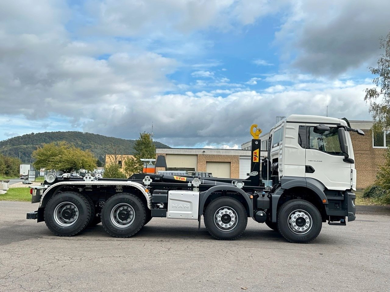MAN TGS 41.440 8x4 Euro6e Hyva 26-55 Abrollkipper - Camión multibasculante: foto 5 MAN TGS 41.440 8x4 Euro6e Hyva 26-55 Abrollkipper - Camión multibasculante: foto 5