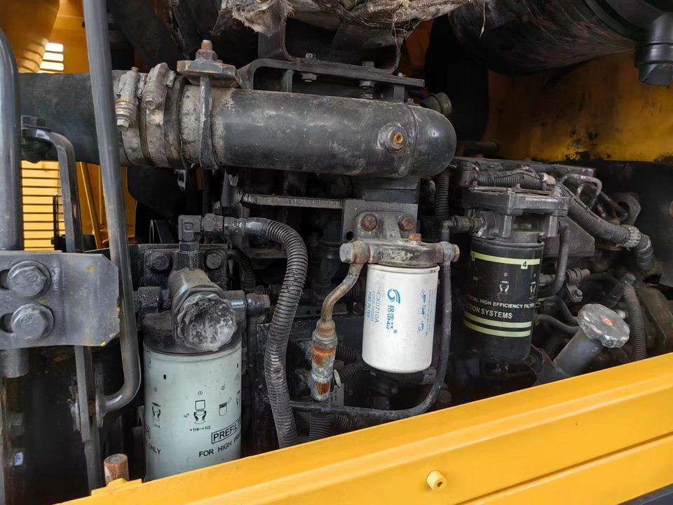 Japan Made Original Komatsu Wa380z-6 Wheel Loader, WA380Z Cheap Used 5ton Payloader Price Low in China - Cargadora de ruedas: foto 4 Japan Made Original Komatsu Wa380z-6 Wheel Loader, WA380Z Cheap Used 5ton Payloader Price Low in China - Cargadora de ruedas: foto 4