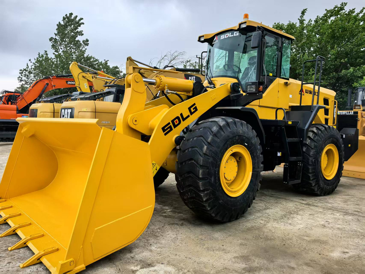 SDLG LG968F - Cargadora de ruedas: foto 2 SDLG LG968F - Cargadora de ruedas: foto 2