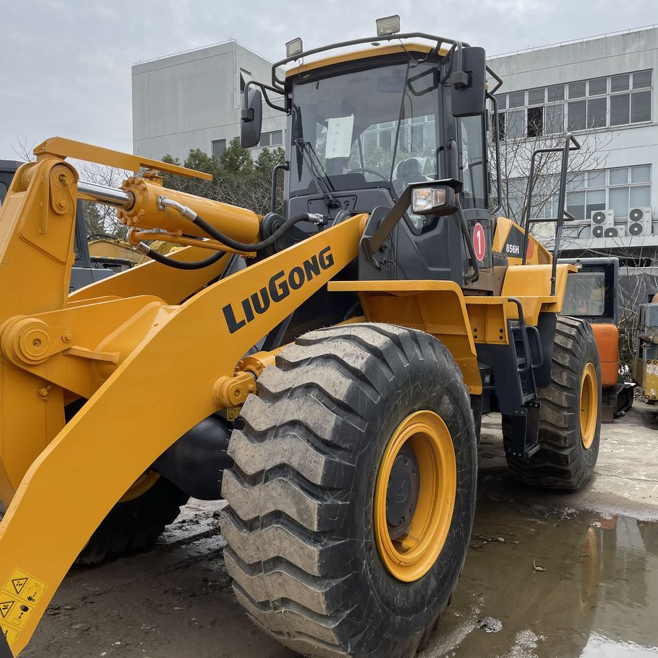 The Second-hand Front-end Loader Liugong 856H Is a Hot Seller in Shanghai, China - Cargadora de ruedas: foto 4 The Second-hand Front-end Loader Liugong 856H Is a Hot Seller in Shanghai, China - Cargadora de ruedas: foto 4