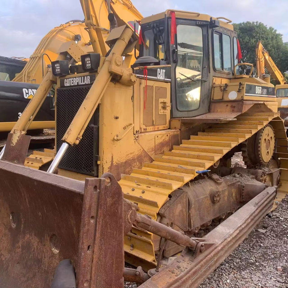 Used Caterpillar Bulldozer D6R, Caterpillar Bulldozer, Caterpillar D6R Bulldozer - Bulldozer: foto 1 Used Caterpillar Bulldozer D6R, Caterpillar Bulldozer, Caterpillar D6R Bulldozer - Bulldozer: foto 1