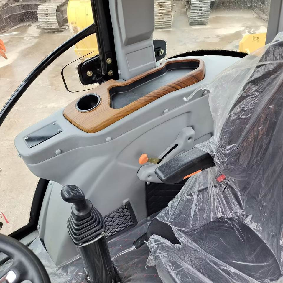 Used Caterpillar CAT 420F 420F2 Backhoe Loader Retro Excavator CAT420F CAT420F2 Cheap Price for Sale - Retroexcavadora: foto 4 Used Caterpillar CAT 420F 420F2 Backhoe Loader Retro Excavator CAT420F CAT420F2 Cheap Price for Sale - Retroexcavadora: foto 4