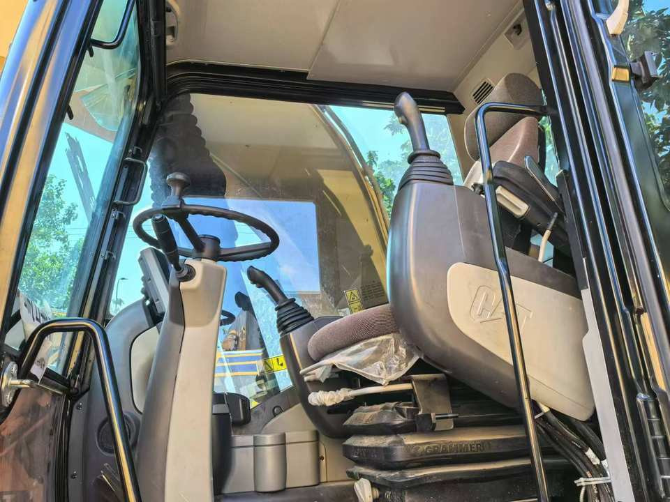 Used Caterpillar M315D2 Mini Wheel Excavator With Core Components for Diggers and Excavators - Excavadora de ruedas: foto 3 Used Caterpillar M315D2 Mini Wheel Excavator With Core Components for Diggers and Excavators - Excavadora de ruedas: foto 3