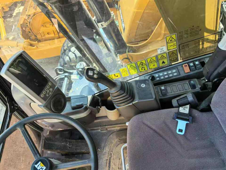 Used Caterpillar M315D2 Mini Wheel Excavator With Core Components for Diggers and Excavators - Excavadora de ruedas: foto 4 Used Caterpillar M315D2 Mini Wheel Excavator With Core Components for Diggers and Excavators - Excavadora de ruedas: foto 4