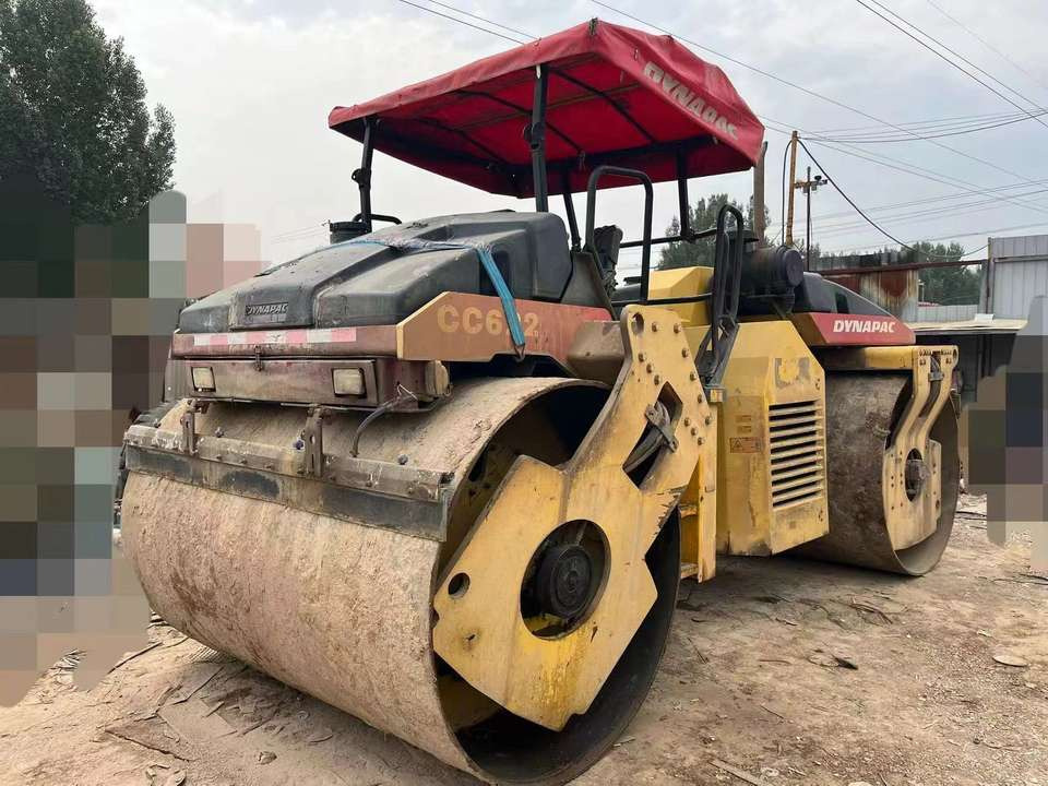 Used Dynapac Cc622 Compactor Similar to Very Cheap CA25D Dynapac Road Rollers for Sale CC622 in Stock for Sale in Stock - Apisonadora de asfalto: foto 2 Used Dynapac Cc622 Compactor Similar to Very Cheap CA25D Dynapac Road Rollers for Sale CC622 in Stock for Sale in Stock - Apisonadora de asfalto: foto 2