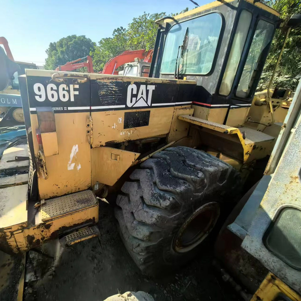 Used Front Wheel Loader CAT 966F With Good Price From Wheel Loaders Caterpillar Machinery Cat 966F Loaders - Cargadora de ruedas: foto 1 Used Front Wheel Loader CAT 966F With Good Price From Wheel Loaders Caterpillar Machinery Cat 966F Loaders - Cargadora de ruedas: foto 1