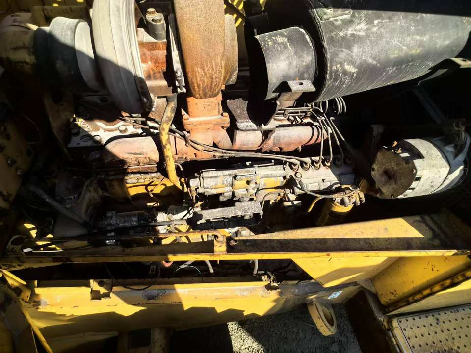 Used Front Wheel Loader CAT 966F With Good Price From Wheel Loaders Caterpillar Machinery Cat 966F Loaders - Cargadora de ruedas: foto 5 Used Front Wheel Loader CAT 966F With Good Price From Wheel Loaders Caterpillar Machinery Cat 966F Loaders - Cargadora de ruedas: foto 5