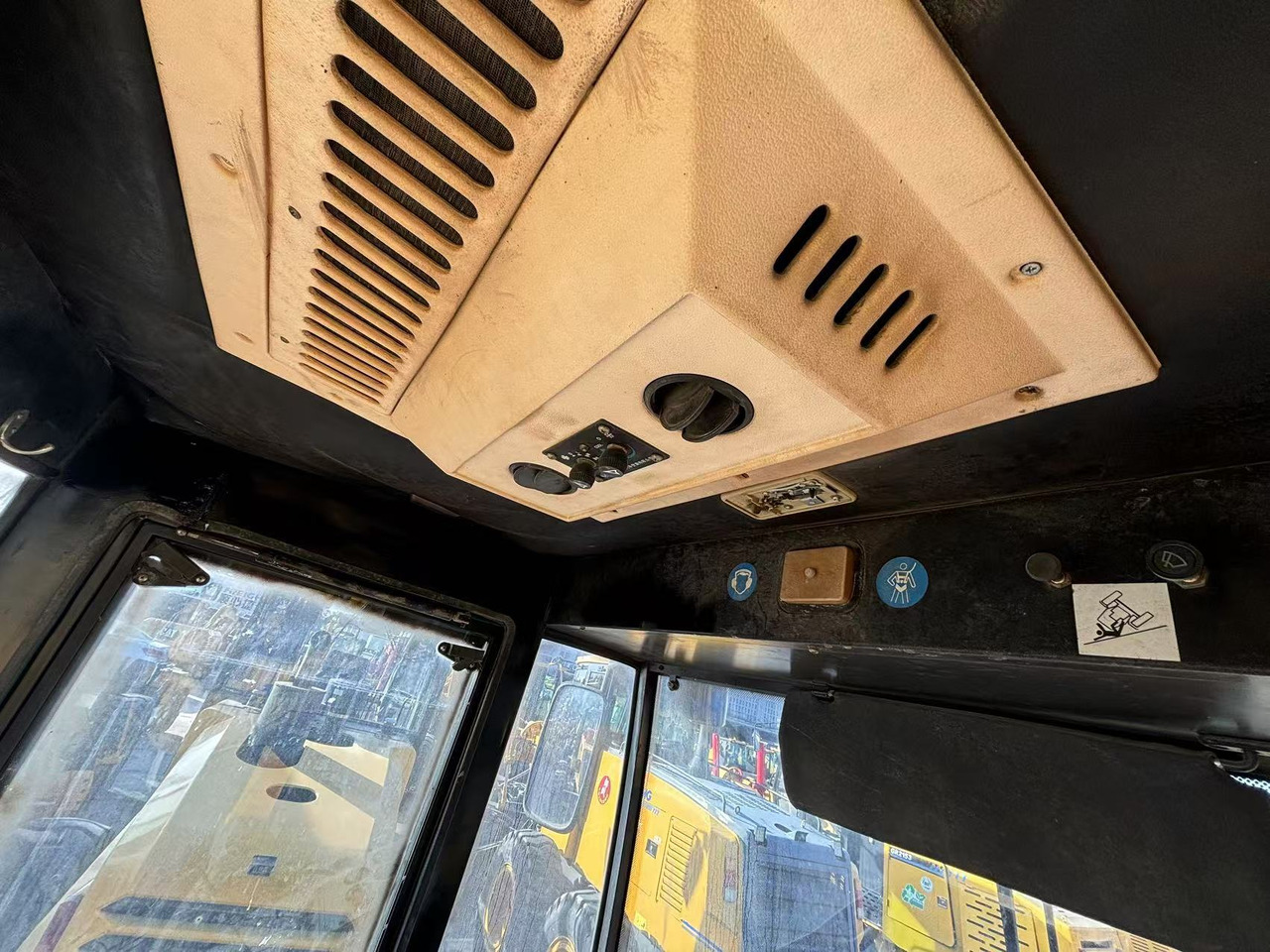 Apisonadora de asfalto XCMG XD103: foto 7 Apisonadora de asfalto XCMG XD103: foto 7