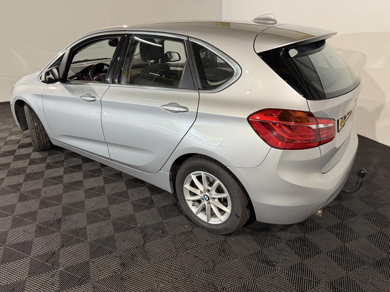 BMW 2-serie Active Tourer 218i Executive 2015 198.295 km 2-ZGX-00 - Coche: foto 3 BMW 2-serie Active Tourer 218i Executive 2015 198.295 km 2-ZGX-00 - Coche: foto 3