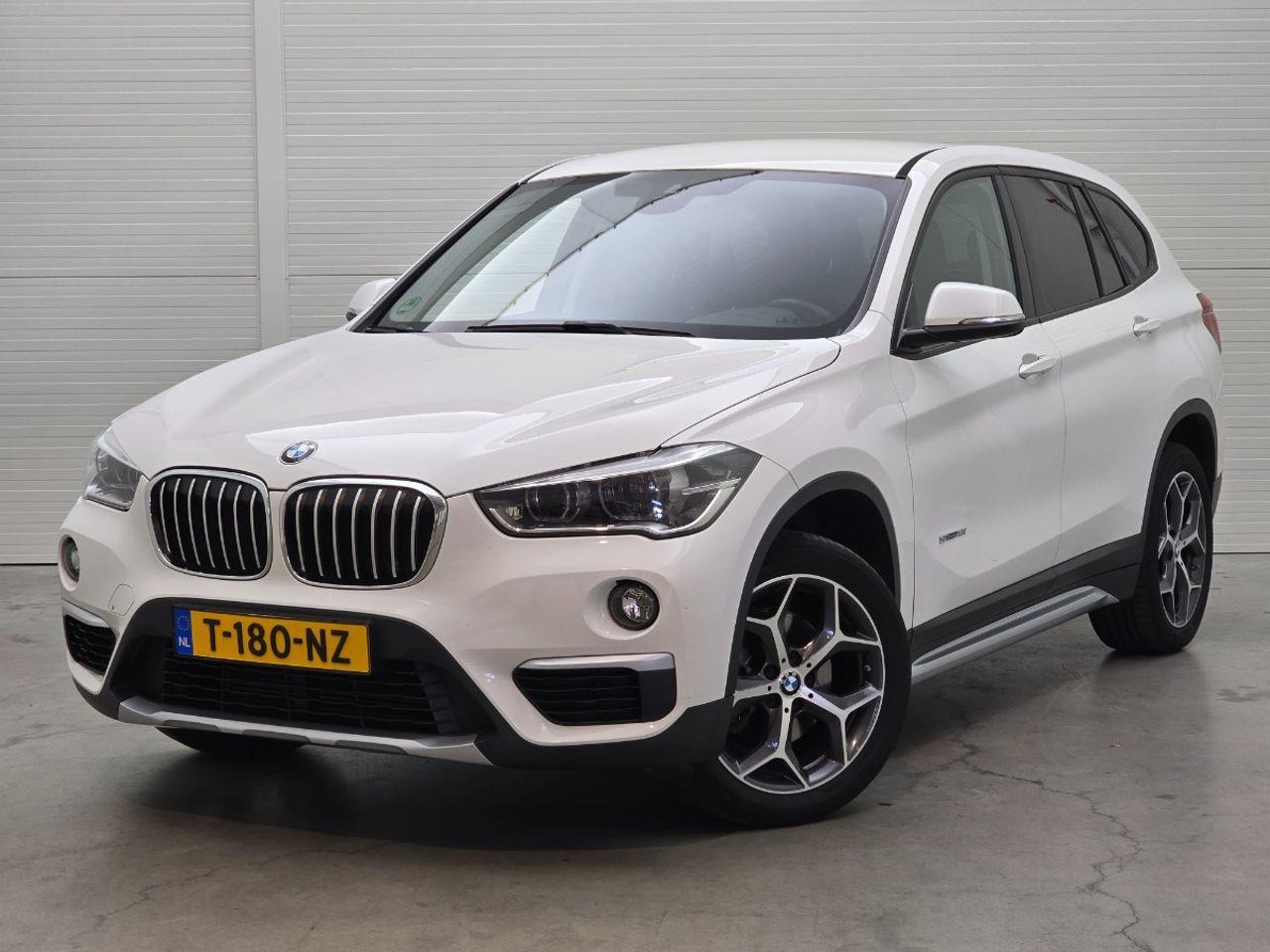 BMW X1 sDrive18i Executive | 2017 | 106.088 km | Automaat | T180NZ | NAP: Geen oordeel - SUV/ Todoterreno: foto 1 BMW X1 sDrive18i Executive | 2017 | 106.088 km | Automaat | T180NZ | NAP: Geen oordeel - SUV/ Todoterreno: foto 1