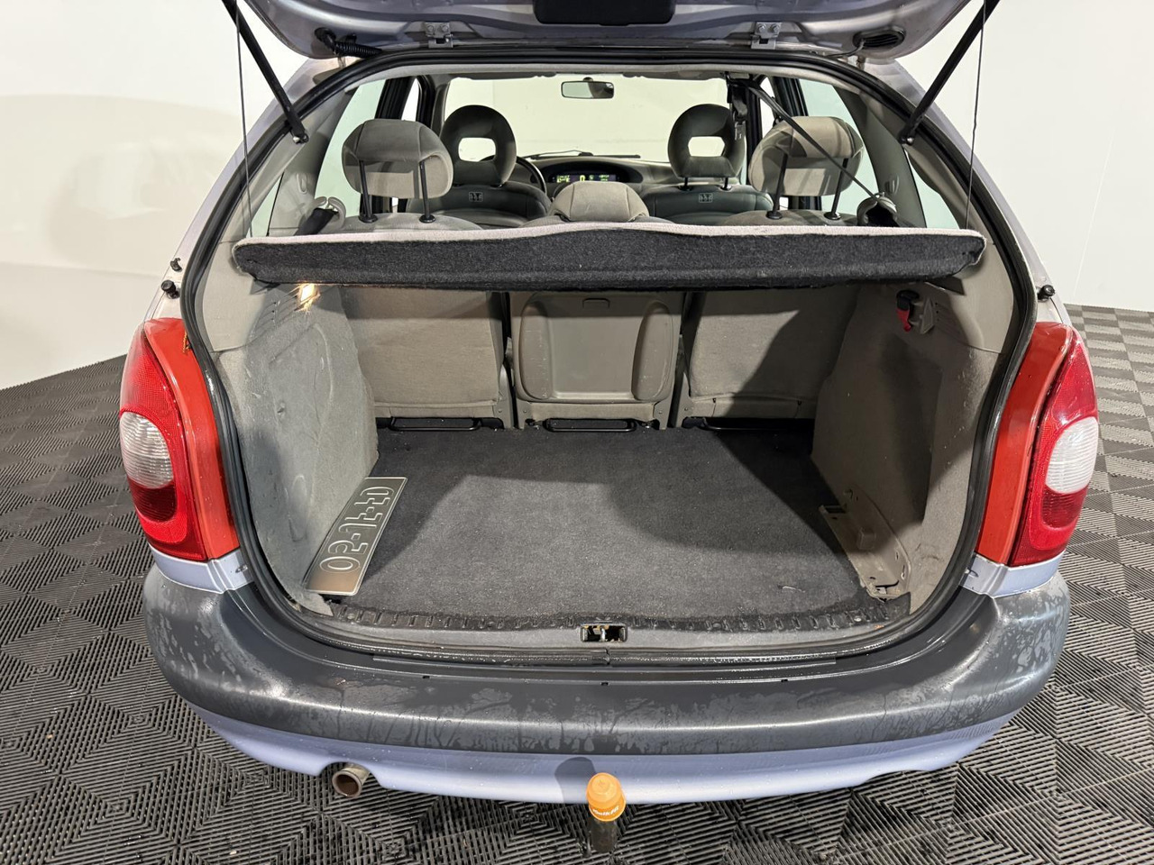 Citroen | Xsara Picasso | 1.8i-16V Plaisir | 2002 | 229.613 km | 05JFFD | Logisch - Coche: foto 3 Citroen | Xsara Picasso | 1.8i-16V Plaisir | 2002 | 229.613 km | 05JFFD | Logisch - Coche: foto 3
