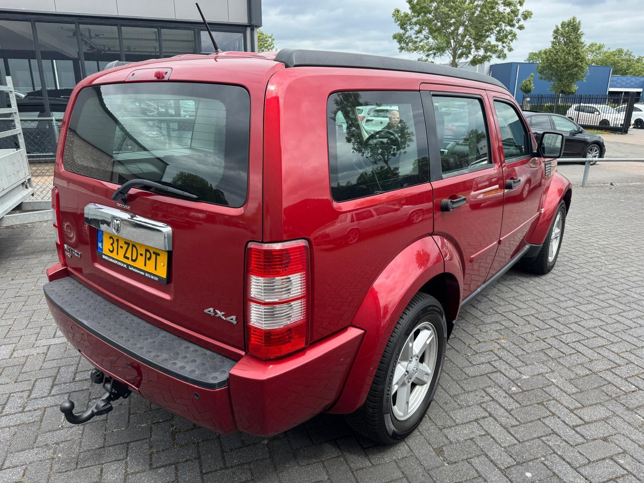 Dodge Nitro 3.7 V6 SXT | 2008 | 209.339 km | 31-ZD-PT - SUV/ Todoterreno: foto 3 Dodge Nitro 3.7 V6 SXT | 2008 | 209.339 km | 31-ZD-PT - SUV/ Todoterreno: foto 3