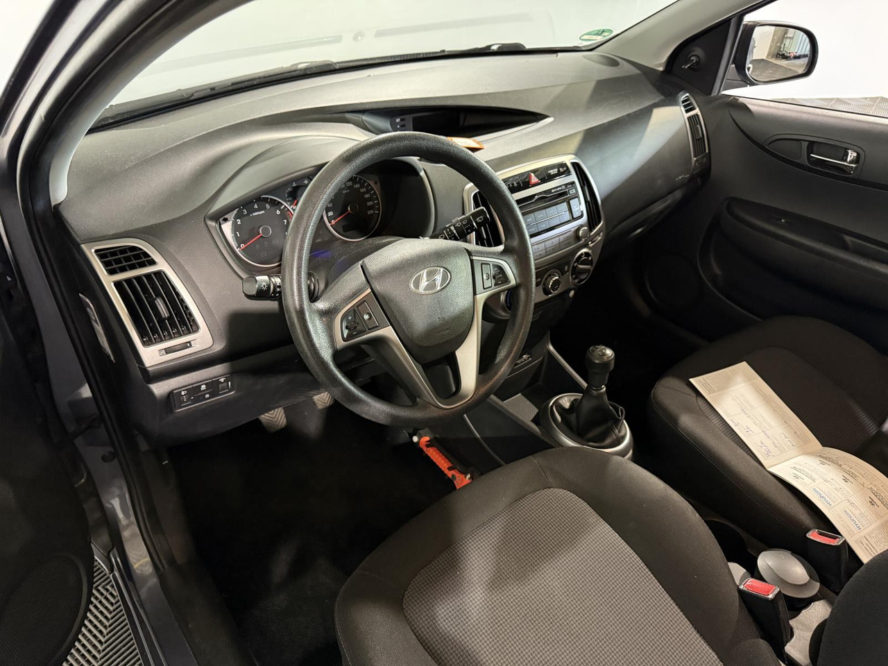 Hyundai i20 1.2i Business Edition | 2012 | 167.712 km |36-XNR-1 - Hatchback: foto 4 Hyundai i20 1.2i Business Edition | 2012 | 167.712 km |36-XNR-1 - Hatchback: foto 4