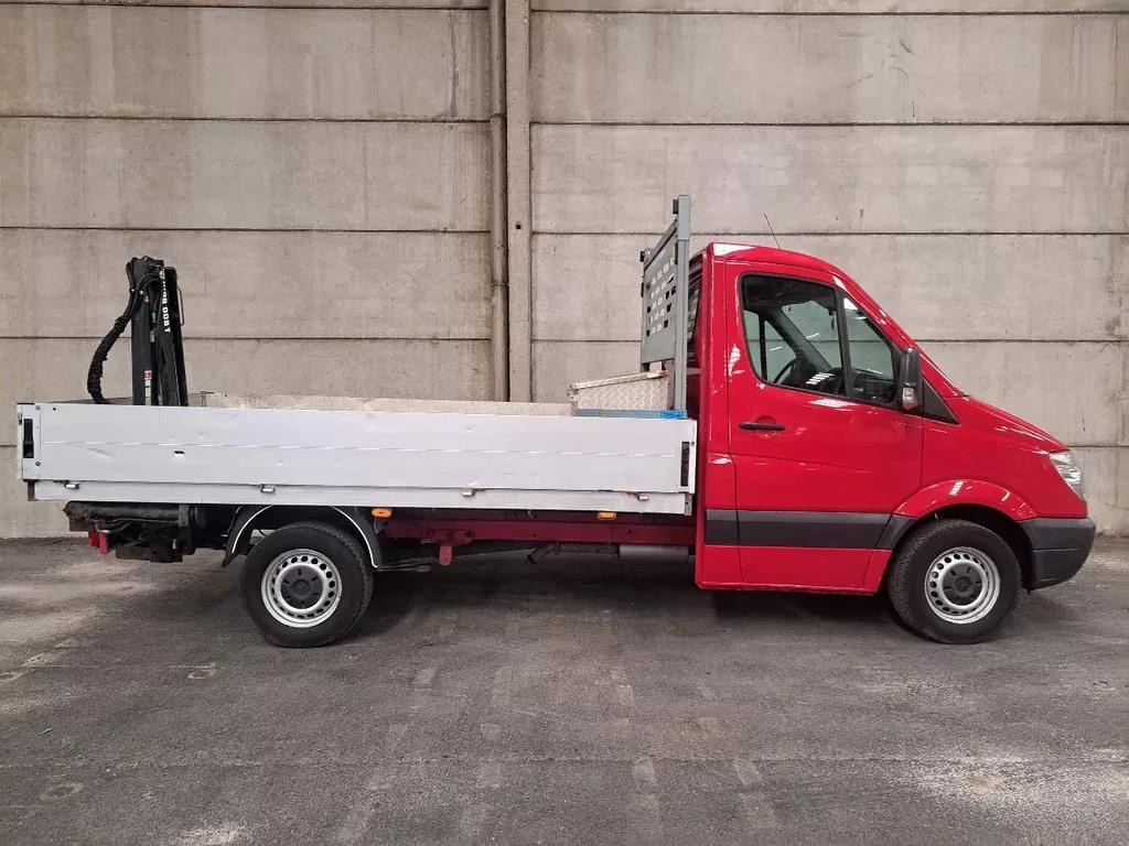 Mercedes-Benz Sprinter 313 2.2 CDI AUT Open laadbak met Hiab 008T kraan 9-VJT-34 213.086 km - Furgoneta caja abierta: foto 4 Mercedes-Benz Sprinter 313 2.2 CDI AUT Open laadbak met Hiab 008T kraan 9-VJT-34 213.086 km - Furgoneta caja abierta: foto 4