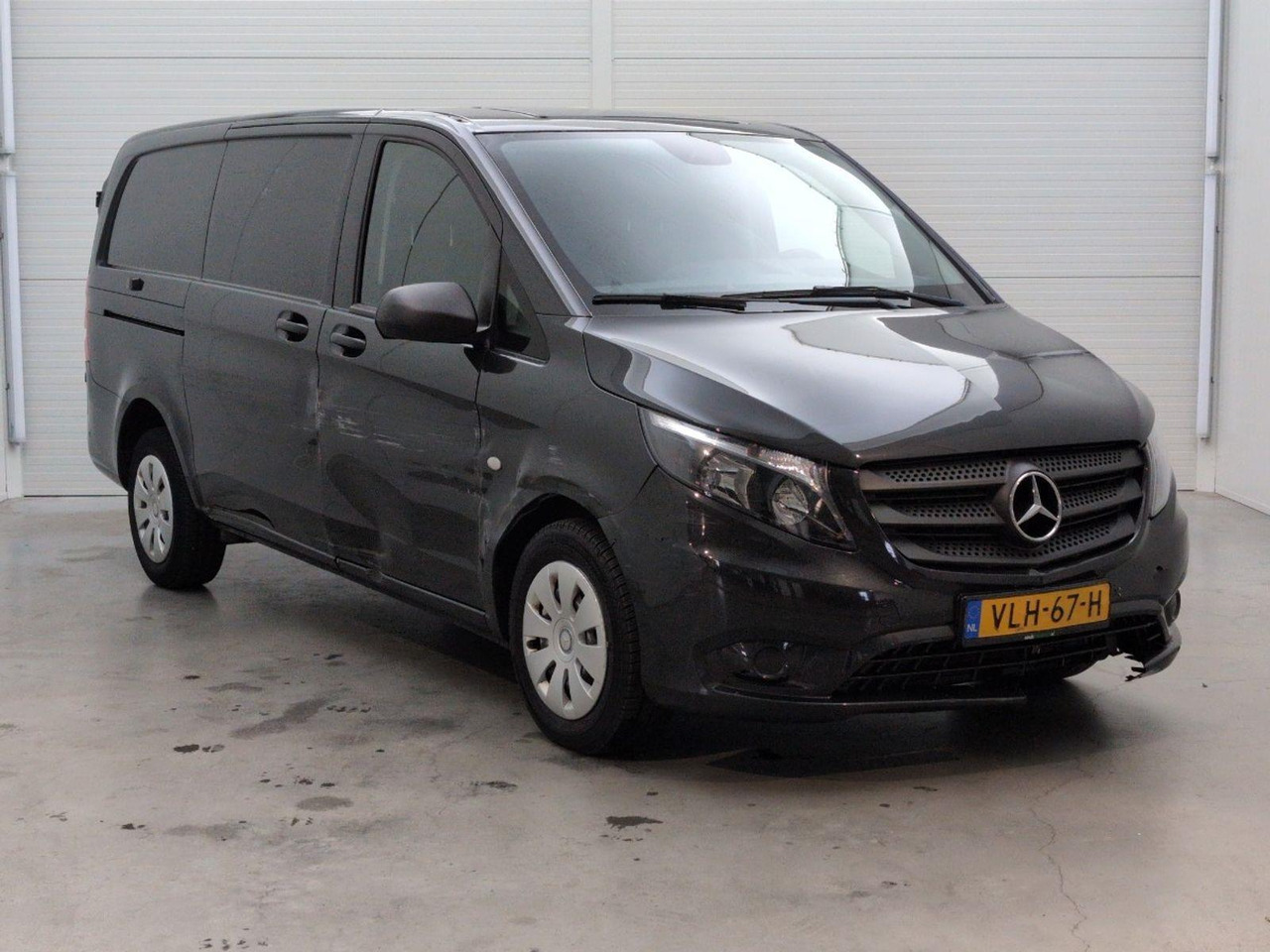 Mercedes-Benz Vito 110 CDI Lang | 2019 | 160.547 km | VLH67H | NAP: Geen oordeel - Furgón: foto 2 Mercedes-Benz Vito 110 CDI Lang | 2019 | 160.547 km | VLH67H | NAP: Geen oordeel - Furgón: foto 2