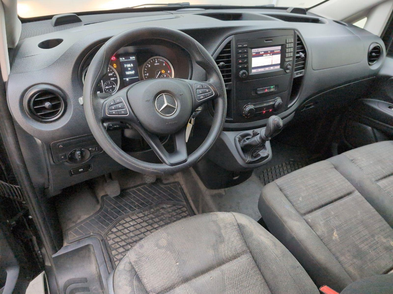 Mercedes-Benz Vito 110 CDI Lang | 2019 | 160.547 km | VLH67H | NAP: Geen oordeel - Furgón: foto 5 Mercedes-Benz Vito 110 CDI Lang | 2019 | 160.547 km | VLH67H | NAP: Geen oordeel - Furgón: foto 5
