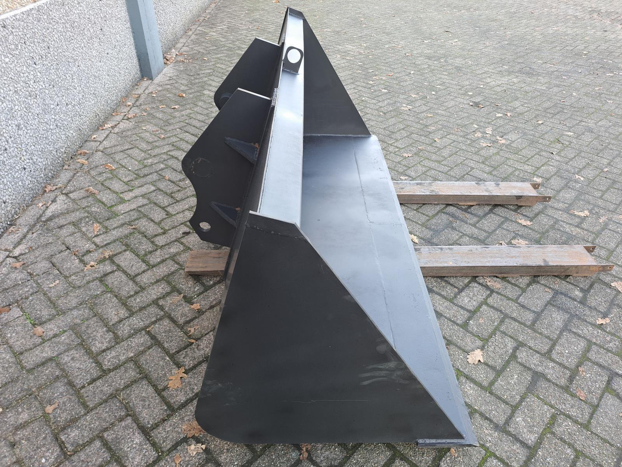 Grondbak t.b.v. Verreiker – Nieuw, Breedte 240 cm (1) - Otros maquinaria: foto 4 Grondbak t.b.v. Verreiker – Nieuw, Breedte 240 cm (1) - Otros maquinaria: foto 4
