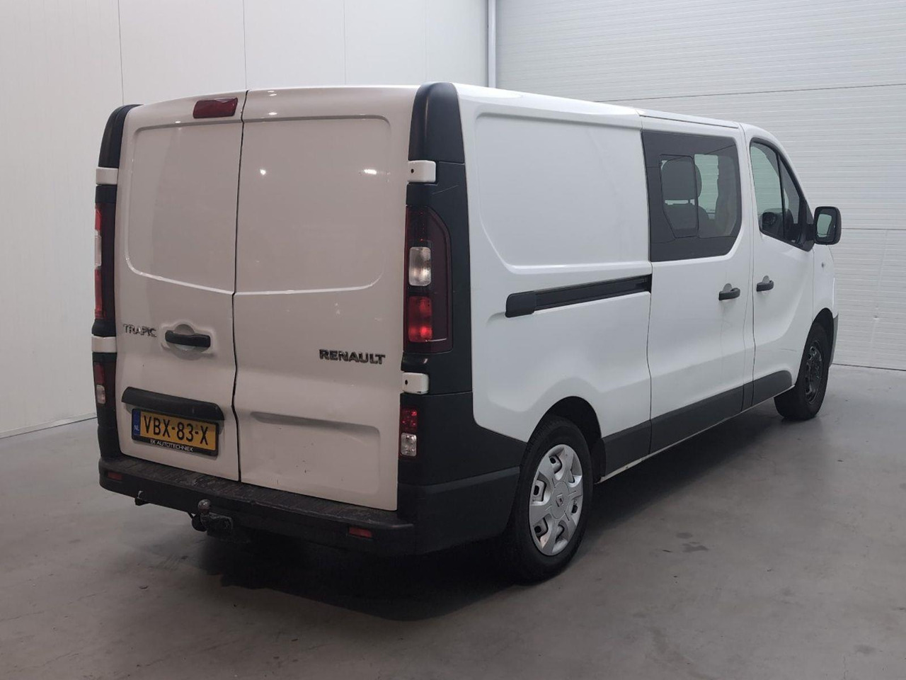 Renault Trafic 1.6 dCi T29 L2H1 DC Comfort Energy | 2018 | 238.233 km | VBX83X | NAP: Geen oordeel - Furgoneta combi: foto 4 Renault Trafic 1.6 dCi T29 L2H1 DC Comfort Energy | 2018 | 238.233 km | VBX83X | NAP: Geen oordeel - Furgoneta combi: foto 4