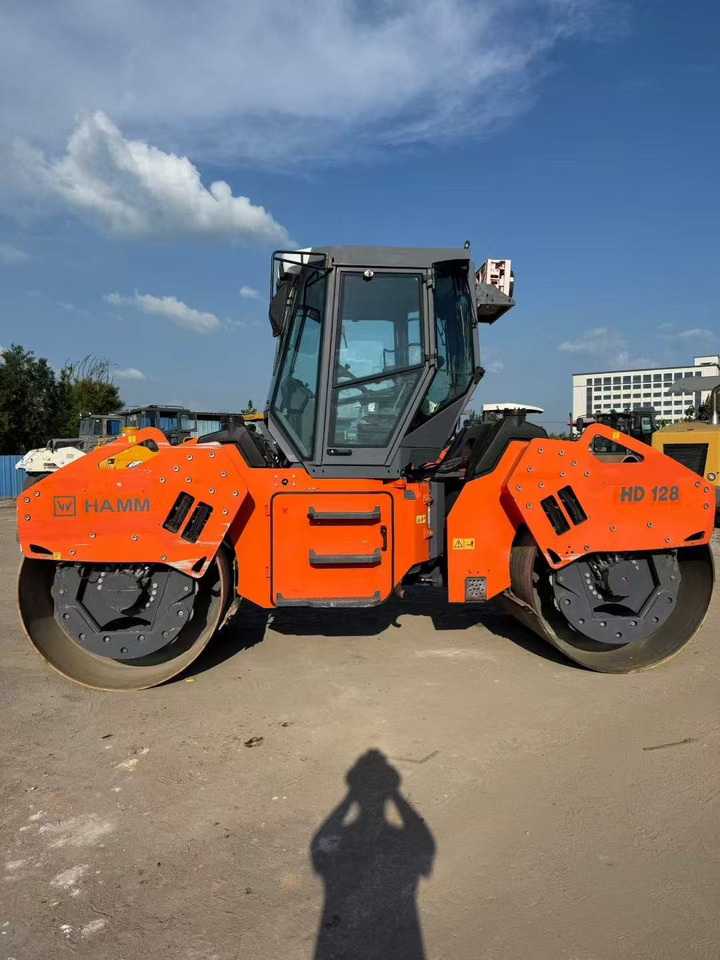 HAMM HD128 - Maquinaria industrial: foto 1 HAMM HD128 - Maquinaria industrial: foto 1