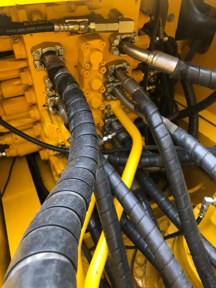 Excavadora de cadenas komatsu PC220-8: foto 6