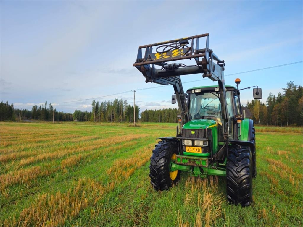John Deere 6420S AP Premium Plus 50km/h - Tractor: foto 3 John Deere 6420S AP Premium Plus 50km/h - Tractor: foto 3