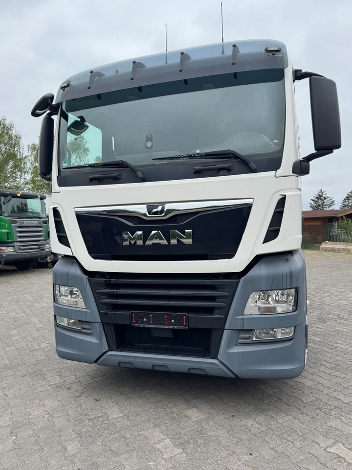 MAN TGX 18.460 XL /1xBett/Retarder/Voll-Spoiler - Cabeza tractora: foto 2 MAN TGX 18.460 XL /1xBett/Retarder/Voll-Spoiler - Cabeza tractora: foto 2