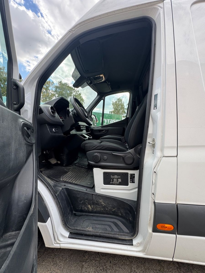 Mercedes-Benz Sprinter 317/inkl.Werkstattregale- Sortimo - Furgón: foto 5 Mercedes-Benz Sprinter 317/inkl.Werkstattregale- Sortimo - Furgón: foto 5