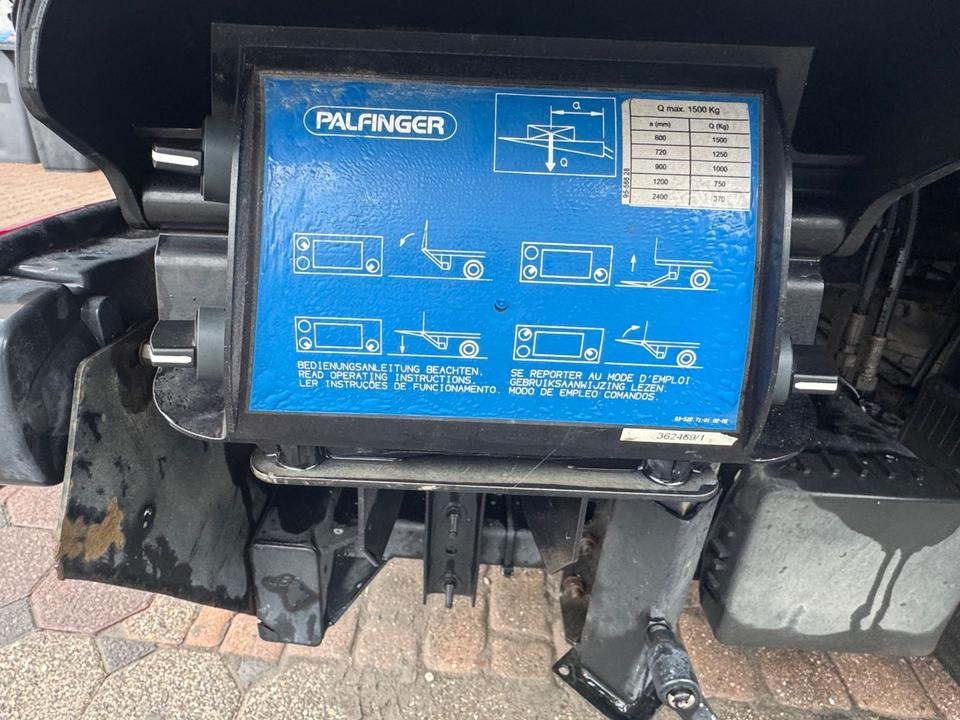 Camión caja cerrada Mitsubishi Canter 9C18/LBW/2xAHK/B-B/Top-Zustand: foto 11 Camión caja cerrada Mitsubishi Canter 9C18/LBW/2xAHK/B-B/Top-Zustand: foto 11