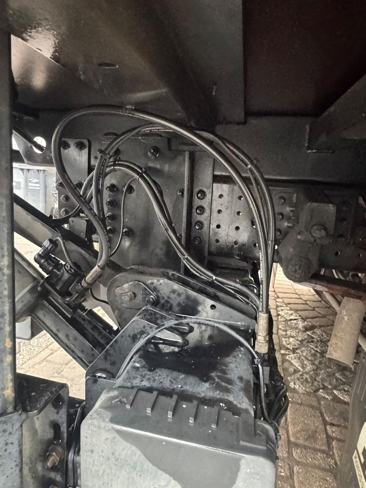 Camión caja cerrada Mitsubishi Canter 9C18/LBW/2xAHK/B-B/Top-Zustand: foto 15 Camión caja cerrada Mitsubishi Canter 9C18/LBW/2xAHK/B-B/Top-Zustand: foto 15