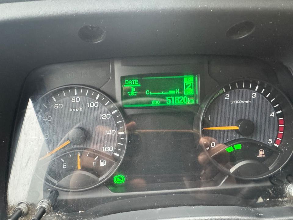 Camión caja cerrada Mitsubishi Canter 9C18/LBW/2xAHK/B-B/Top-Zustand: foto 8 Camión caja cerrada Mitsubishi Canter 9C18/LBW/2xAHK/B-B/Top-Zustand: foto 8