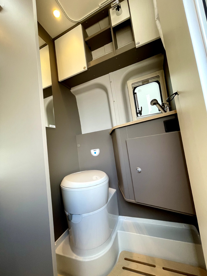 Cámper LMC Innovan 590C: foto 10 Cámper LMC Innovan 590C: foto 10