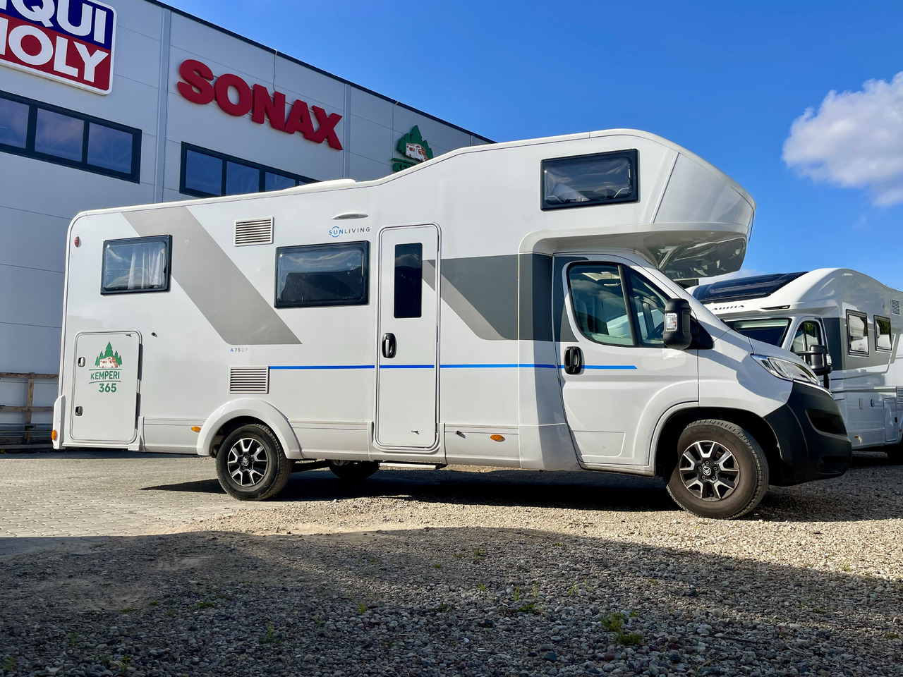 SUN LIVING A 75 DP - Autocaravana capuchina: foto 2 SUN LIVING A 75 DP - Autocaravana capuchina: foto 2