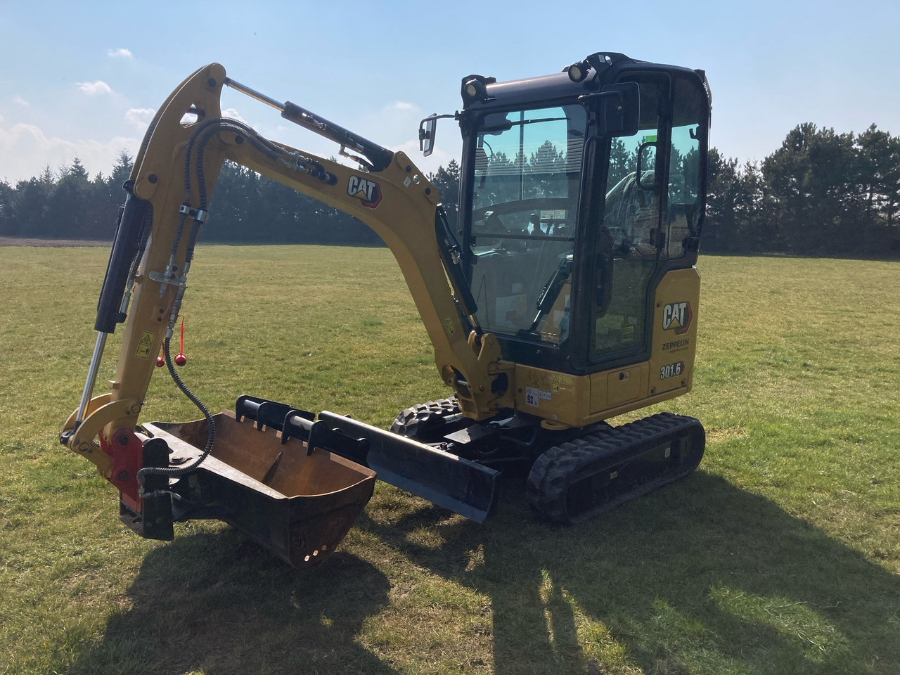 CATERPILLAR 301.6 - Miniexcavadora: foto 1 CATERPILLAR 301.6 - Miniexcavadora: foto 1