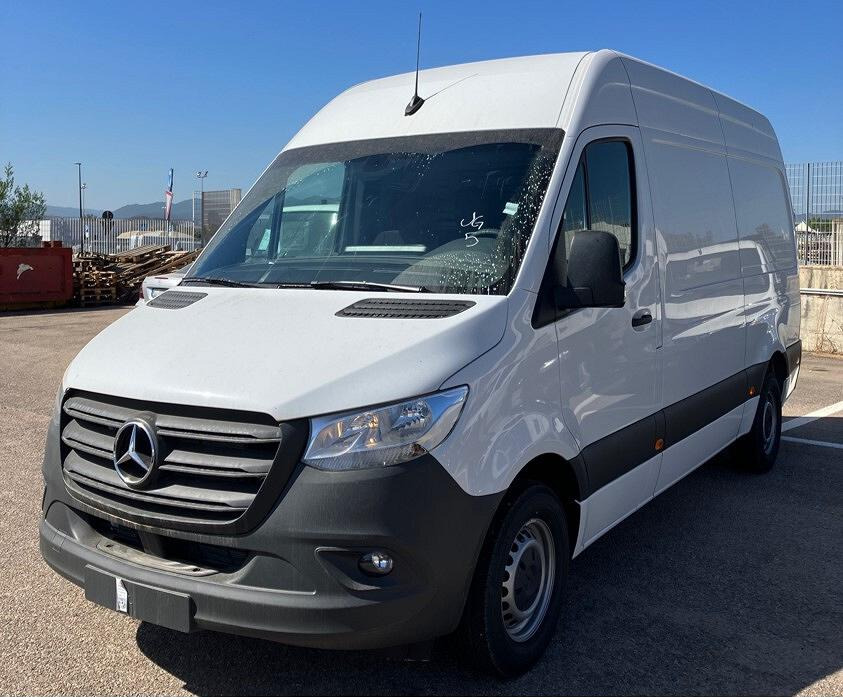 MERCEDES SPRINTER FURGONE 315 37/35 IN PRONTA CONS - Furgón: foto 1 MERCEDES SPRINTER FURGONE 315 37/35 IN PRONTA CONS - Furgón: foto 1
