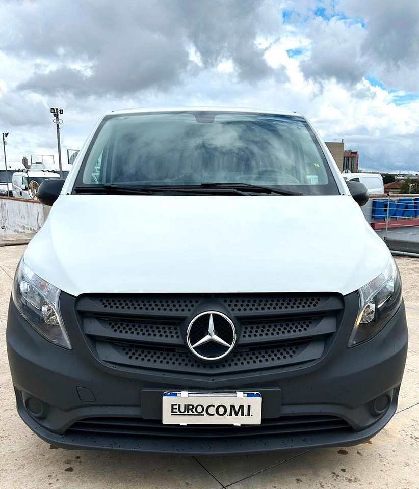 Mercedes Benz Vito 111 Furgone Long - Furgón: foto 2 Mercedes Benz Vito 111 Furgone Long - Furgón: foto 2