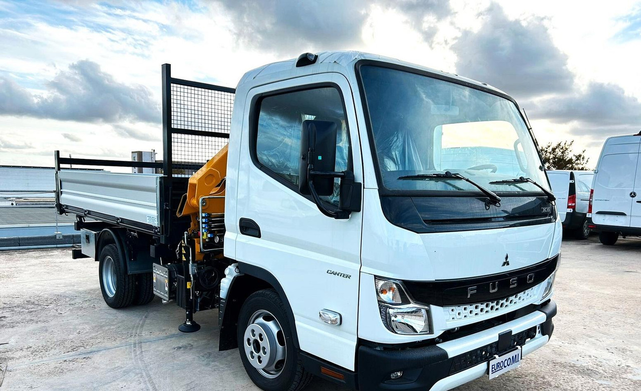 Mitsubishi Fuso Canter 3C15 Ribaltabile 35 Q - Camión volquete, Camión grúa: foto 3 Mitsubishi Fuso Canter 3C15 Ribaltabile 35 Q - Camión volquete, Camión grúa: foto 3
