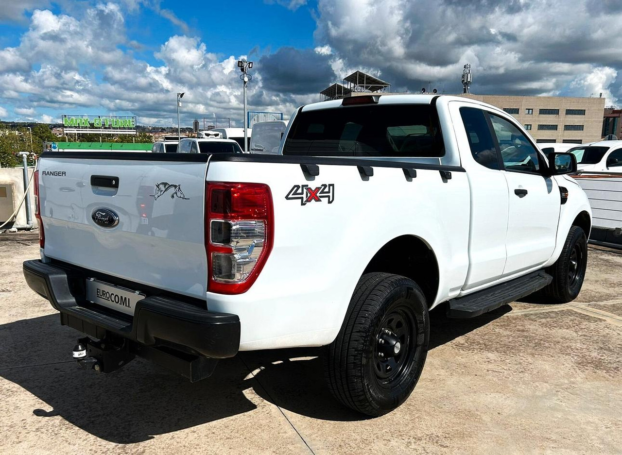 Ford Ranger 2.2 160 cv XL Supercab 4 posti 4wd gan - Otros maquinaria: foto 5 Ford Ranger 2.2 160 cv XL Supercab 4 posti 4wd gan - Otros maquinaria: foto 5