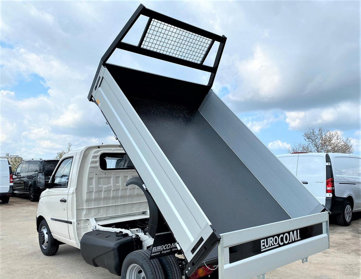 Piaggio Porter NP6 1.5 Ribaltabile *PROMO* - Furgoneta basculante: foto 4 Piaggio Porter NP6 1.5 Ribaltabile *PROMO* - Furgoneta basculante: foto 4