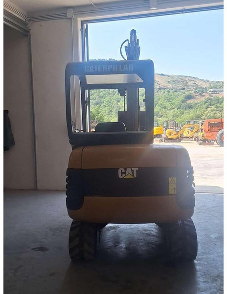 Caterpillar 302.5 - Miniexcavadora: foto 5 Caterpillar 302.5 - Miniexcavadora: foto 5