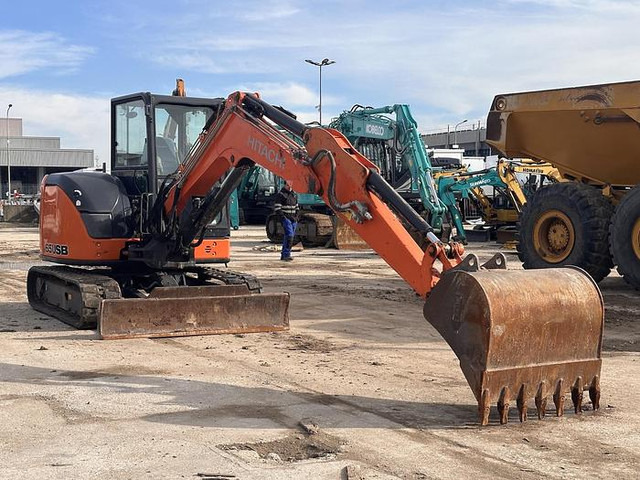Hitachi ZX65USB - Miniexcavadora: foto 2 Hitachi ZX65USB - Miniexcavadora: foto 2