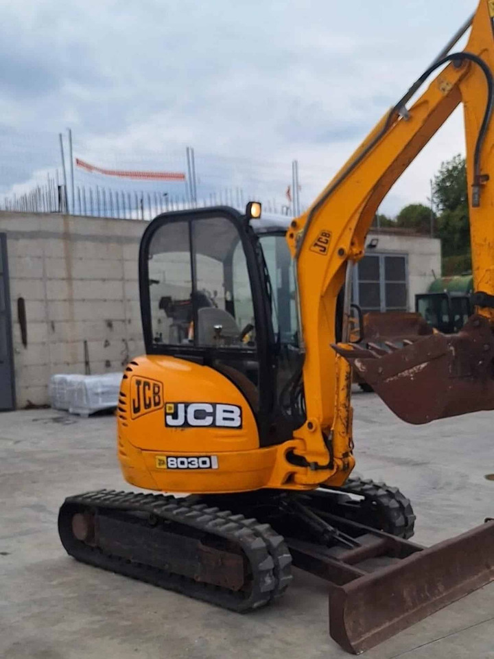 JCB 8030ZTS - Miniexcavadora: foto 3 JCB 8030ZTS - Miniexcavadora: foto 3