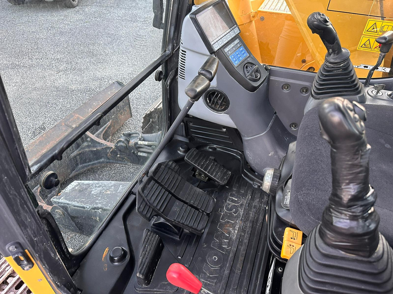 Excavadora de cadenas KOMATSU PC138US-8: foto 15 Excavadora de cadenas KOMATSU PC138US-8: foto 15