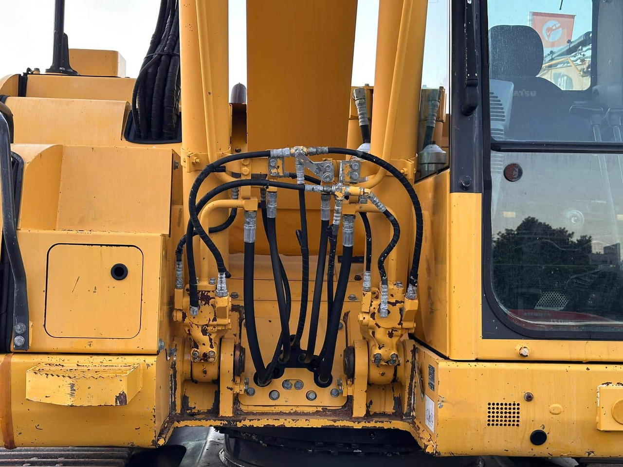 Excavadora de cadenas KOMATSU PC138US-8: foto 11 Excavadora de cadenas KOMATSU PC138US-8: foto 11