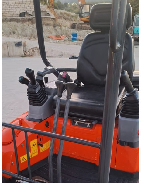 Kubota U17-3a - Miniexcavadora: foto 5 Kubota U17-3a - Miniexcavadora: foto 5