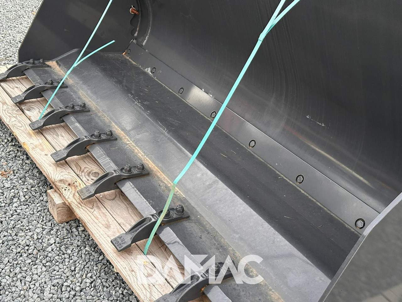 NEW HOLLAND 220 - Cazo cargador: foto 3 NEW HOLLAND 220 - Cazo cargador: foto 3