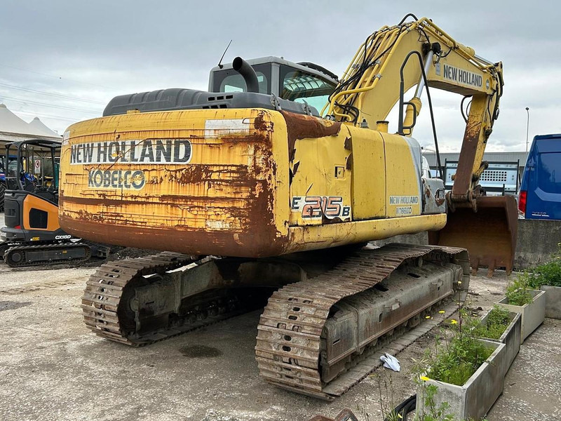 New Holland E215B - Excavadora: foto 5 New Holland E215B - Excavadora: foto 5