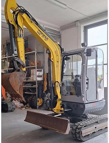 Miniexcavadora WACKER NEUSON EZ38: foto 1