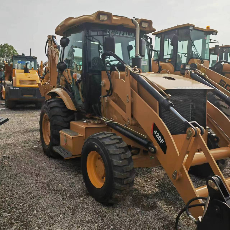 Leasing de CATERPILLAR 420F CATERPILLAR 420F: foto 6