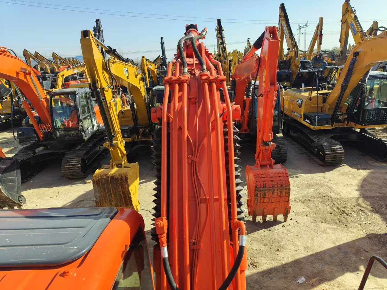 Excavadora DOOSAN DX150: foto 12 Excavadora DOOSAN DX150: foto 12