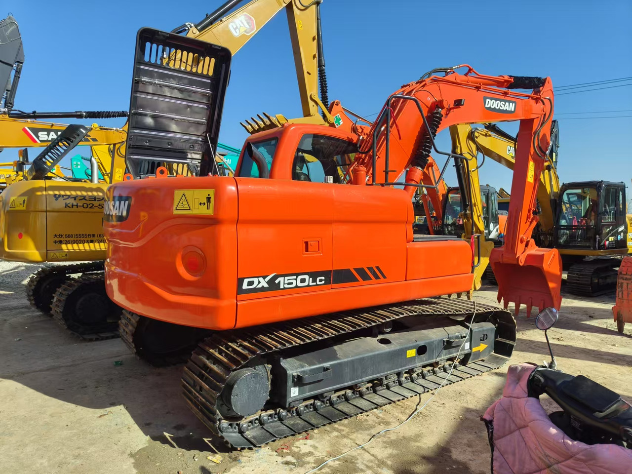 Excavadora DOOSAN DX150: foto 24 Excavadora DOOSAN DX150: foto 24
